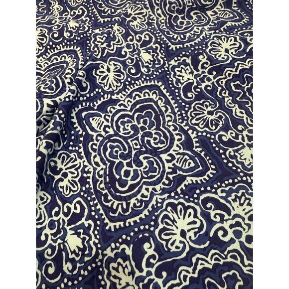 Chico's So Slimming Brigitte Cool Medallion Crop Pants Blue 1.5 (Sz 10) - Picture 9 of 10